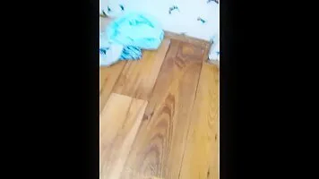 Amateur video peeing girl