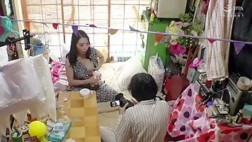 Japanese mom, pumping her tits and spraying a lot of milk