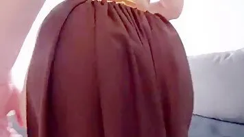 PAWG Princess Leia Cosplayer Gets Fucked From Behind POV