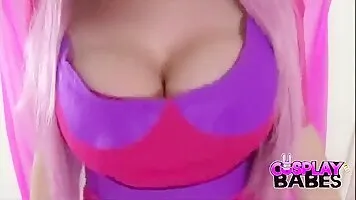 Princess Bubblegum cosplayer plays with her pussy and her big tits