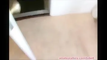 Princess Leia cosplayer gets mouthful of cum after rough fuck