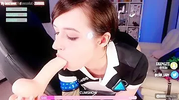 Kara from Detroit Become Human cosplayer pleasures her ass and pussy on cam