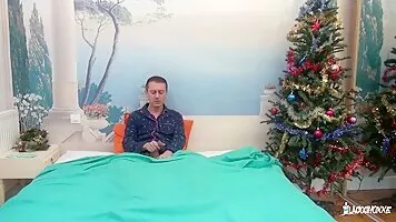 Cosplay Christmas fuck with bombshell French redhead